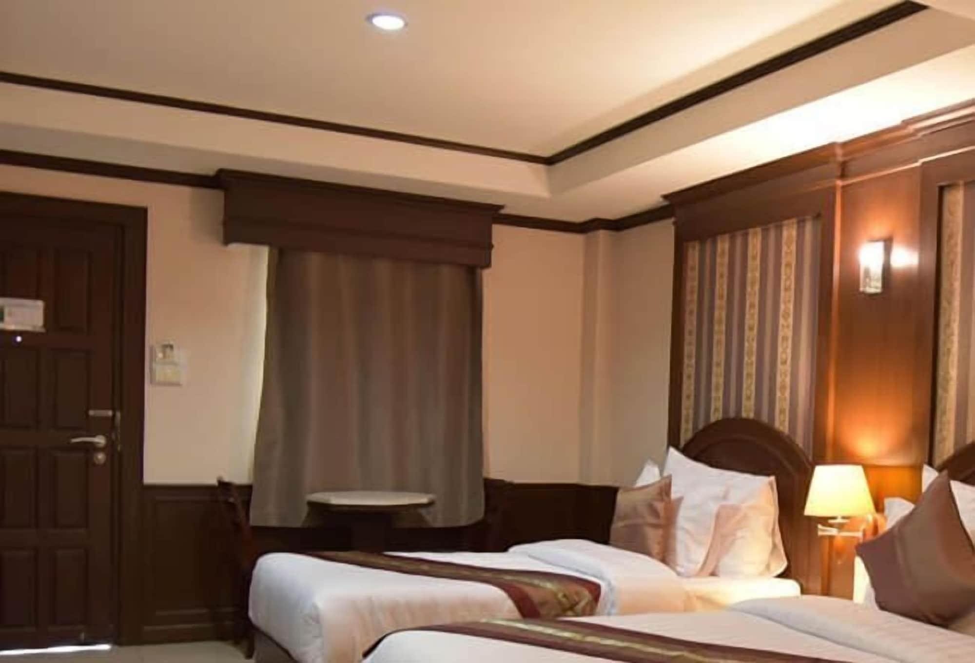 The Lion King Hotel Udonthani Екстериор снимка