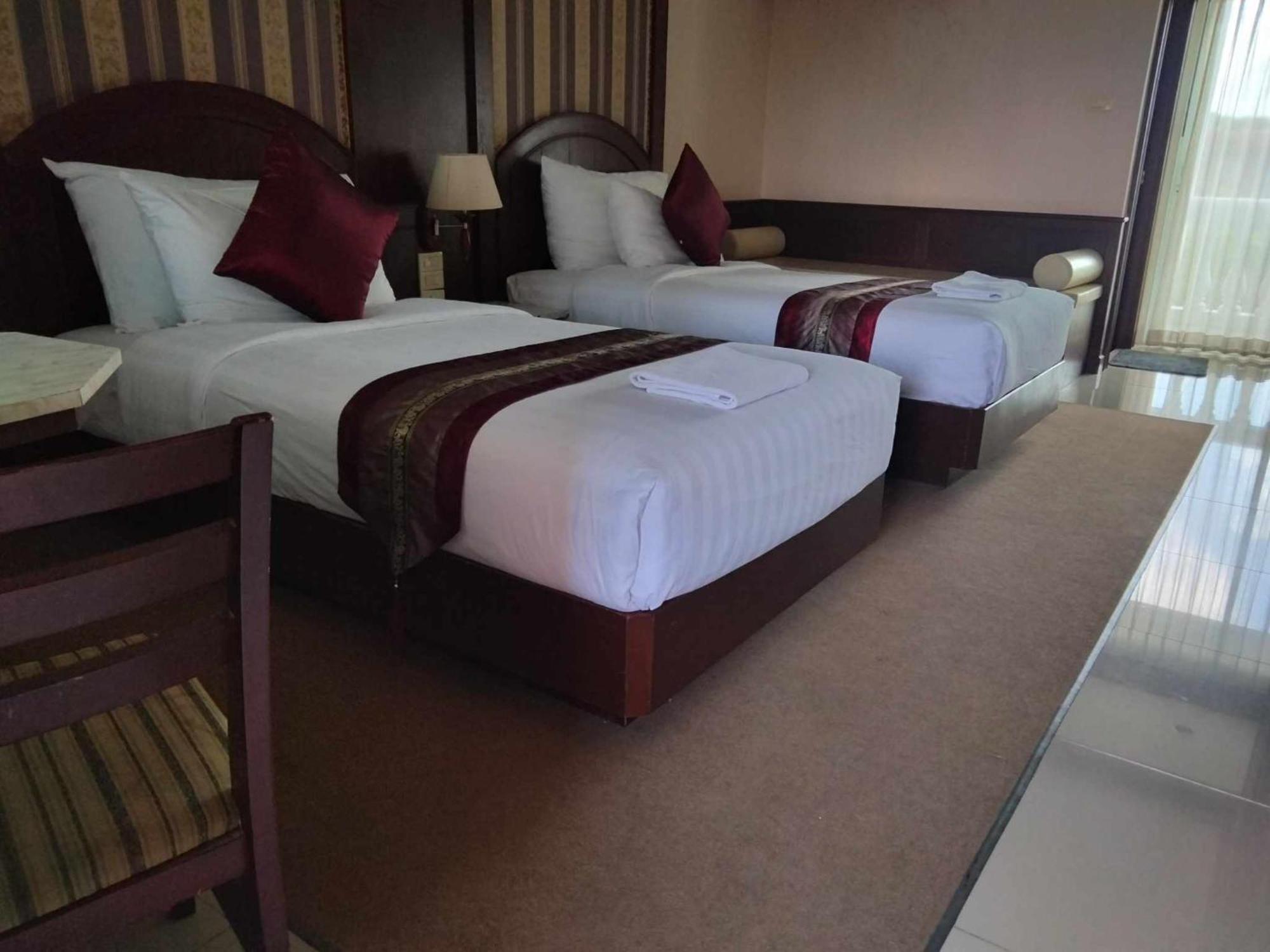 The Lion King Hotel Udonthani Екстериор снимка