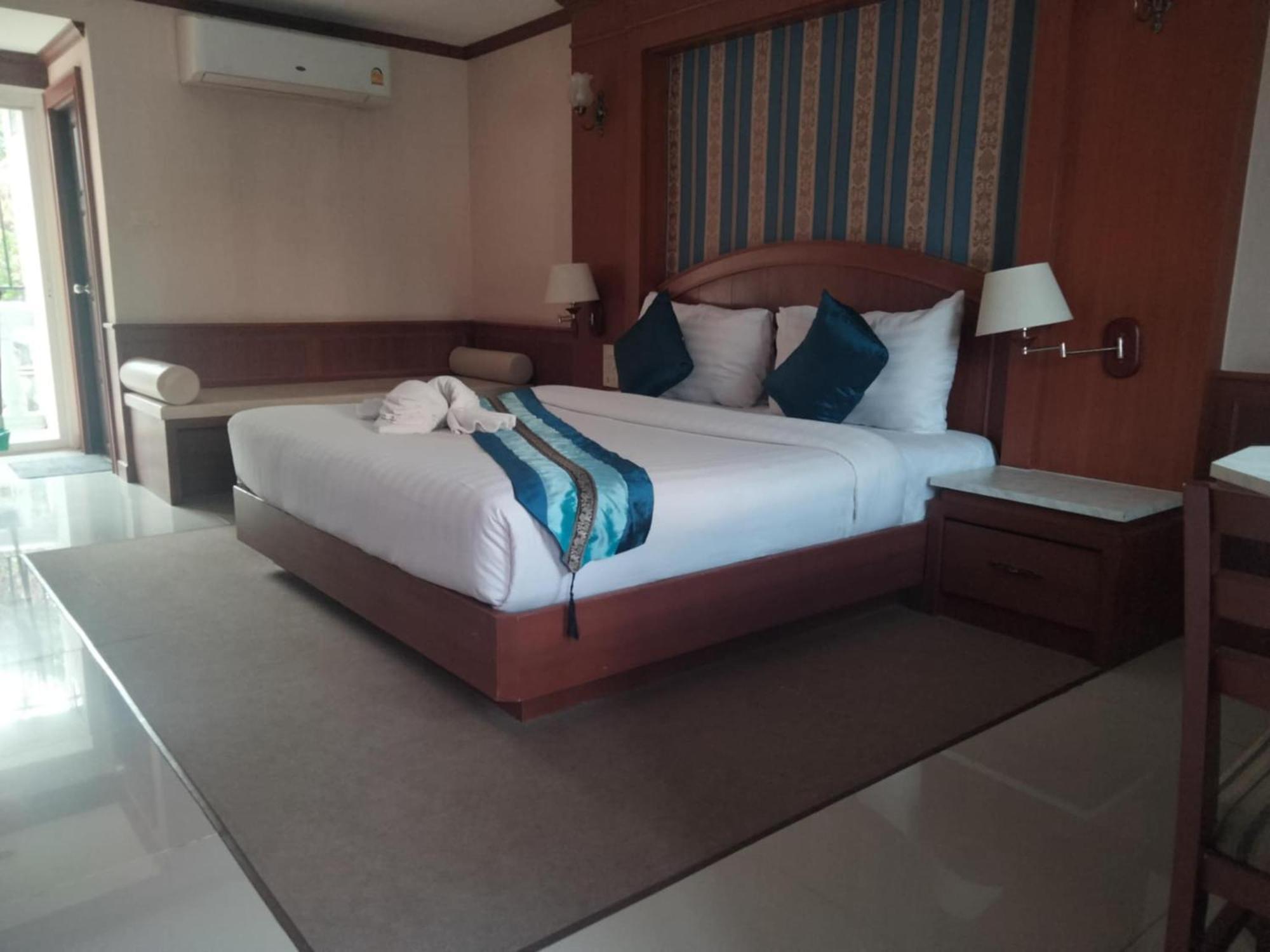 The Lion King Hotel Udonthani Екстериор снимка