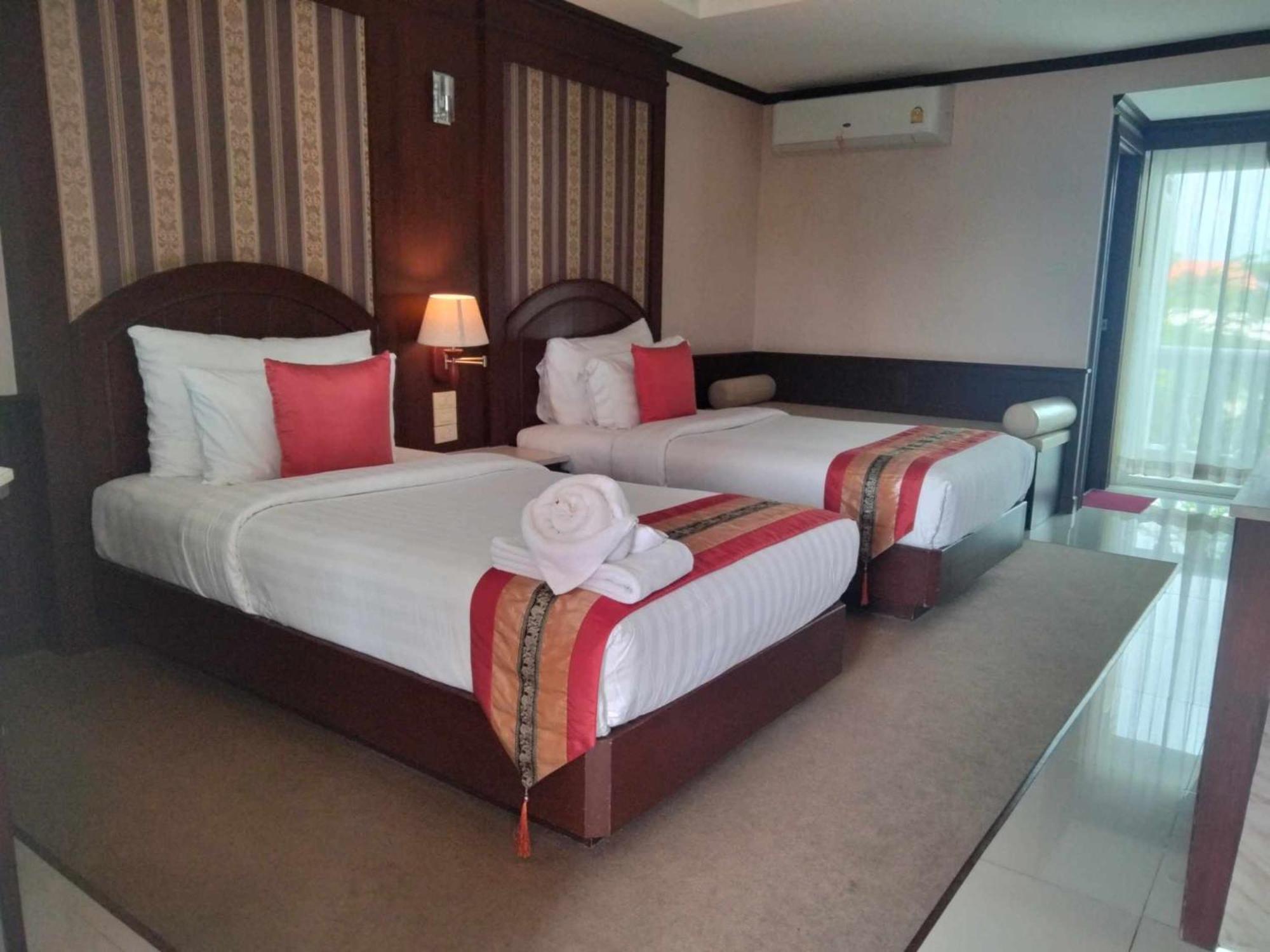 The Lion King Hotel Udonthani Екстериор снимка