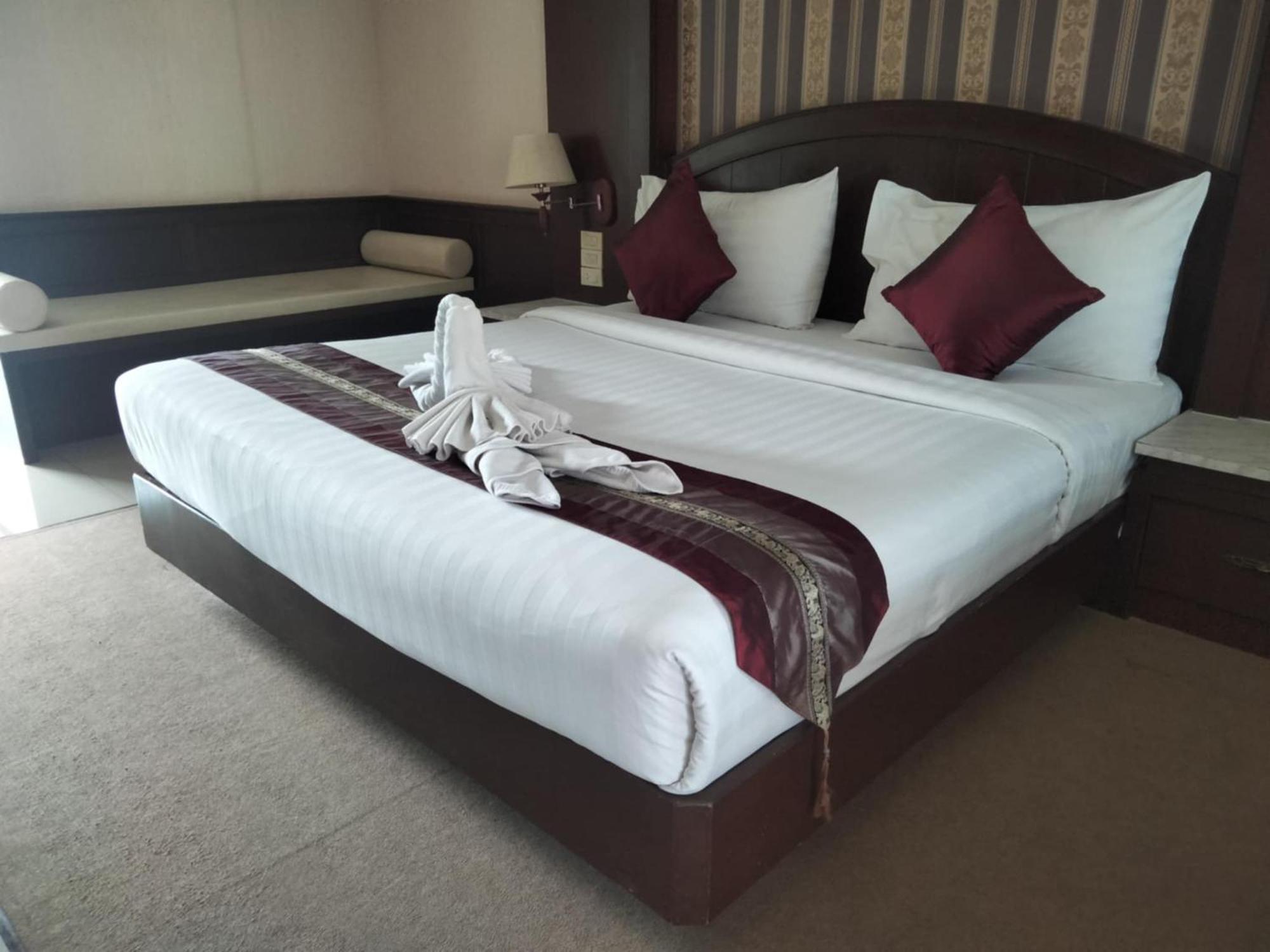 The Lion King Hotel Udonthani Екстериор снимка